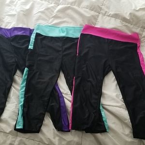 3 pairs of workout capris with pockets